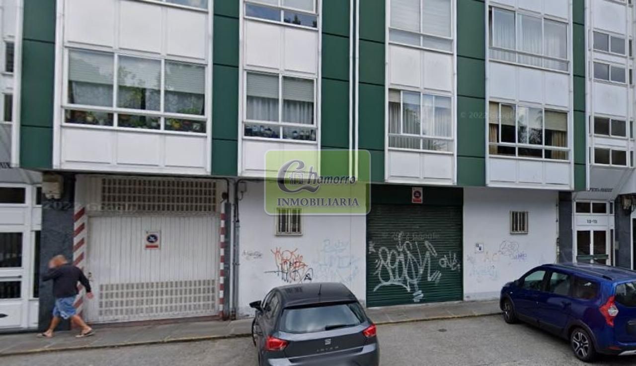 Vista exterior de Garatge en venda en Ferrol