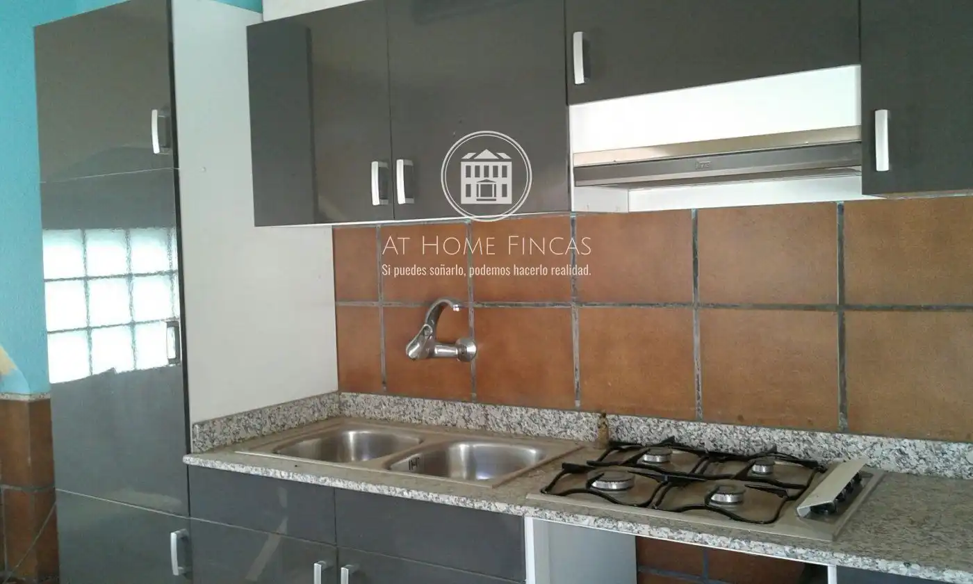Küche von Haus oder Chalet zum Verkauf in La Bisbal del Penedès mit Klimaanlage, Heizung und Abstellraum