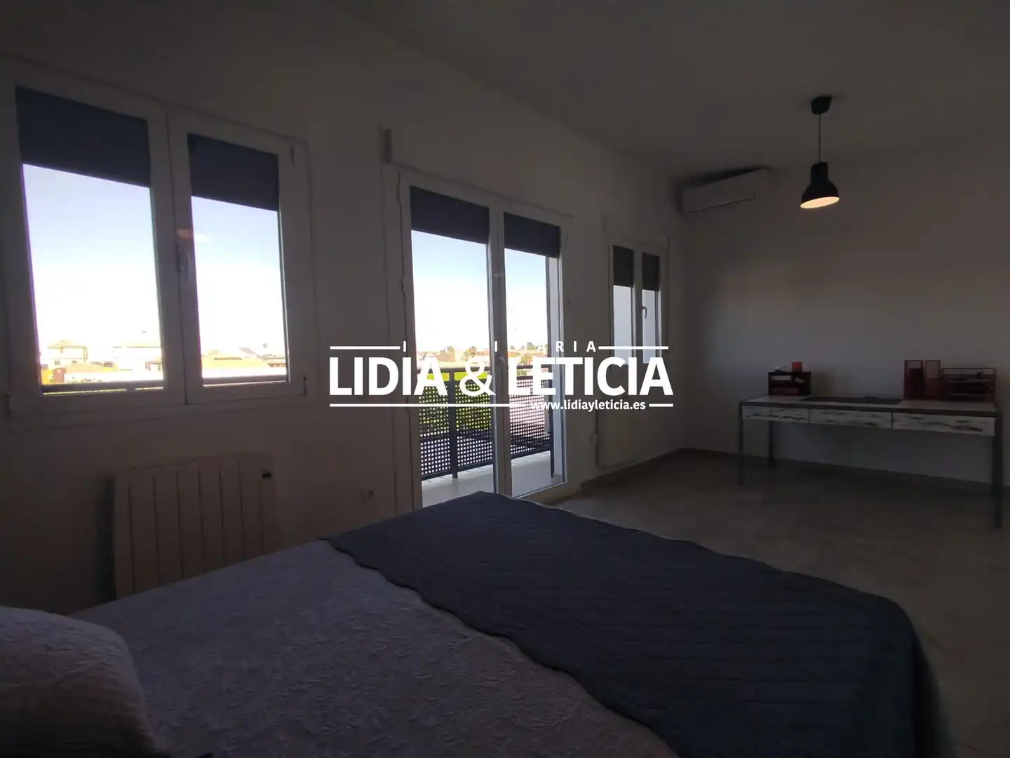 Dormitori de Casa o xalet en venda en Alcalá de Guadaira