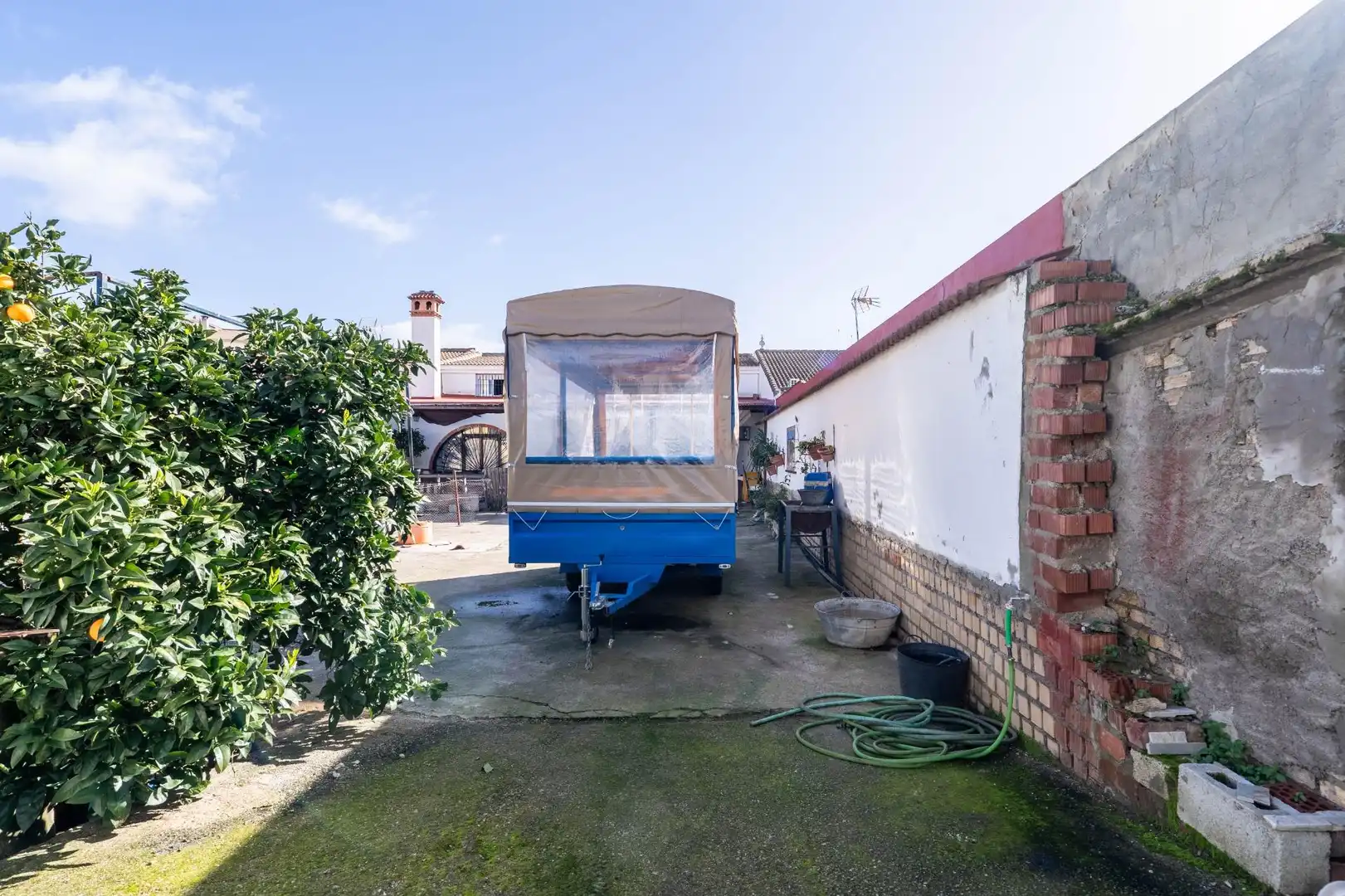 Parking de Casa o chalet en venta en El Garrobo con Aire acondicionado, Calefacción y Jardín privado