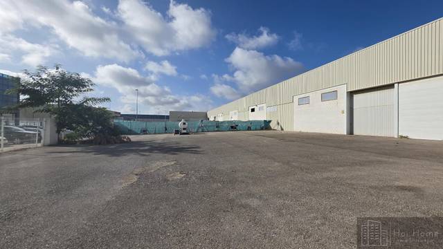 Nave industrial en Venta en Pozoalbero