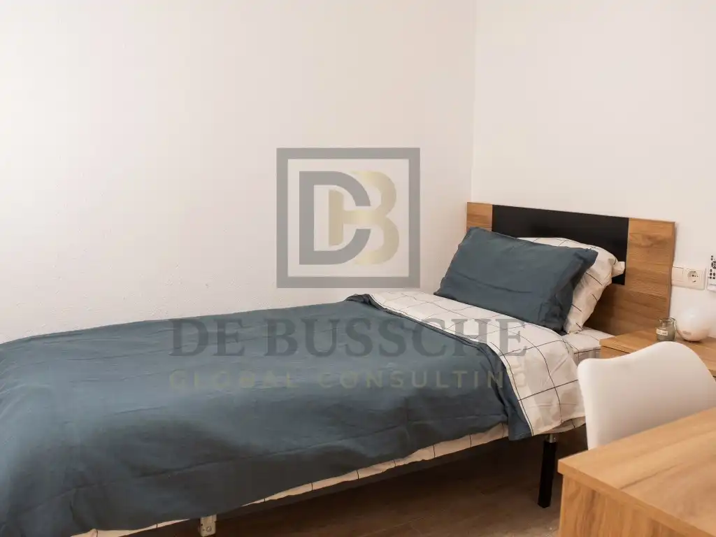 Habitación de Piso de alquiler en Torrevieja con Piscina, Amueblado y Lavadora