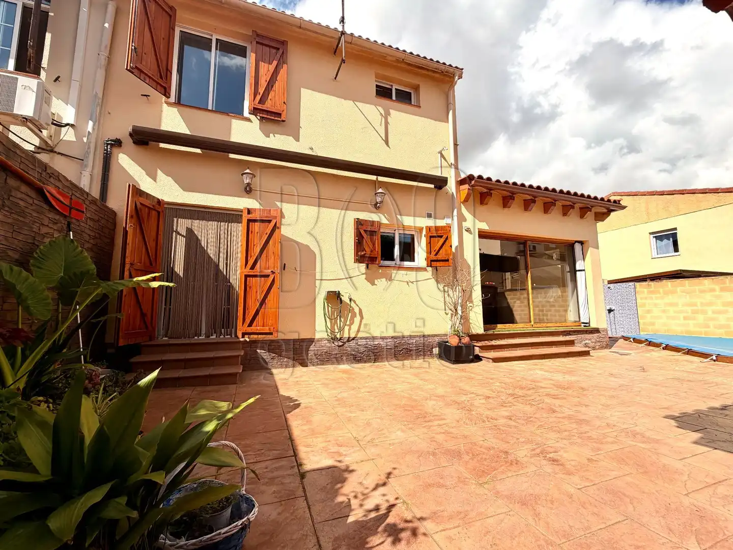Exterior view of Detached homes for sale in Els Pallaresos  with Air Conditioner, Heating and Private garden