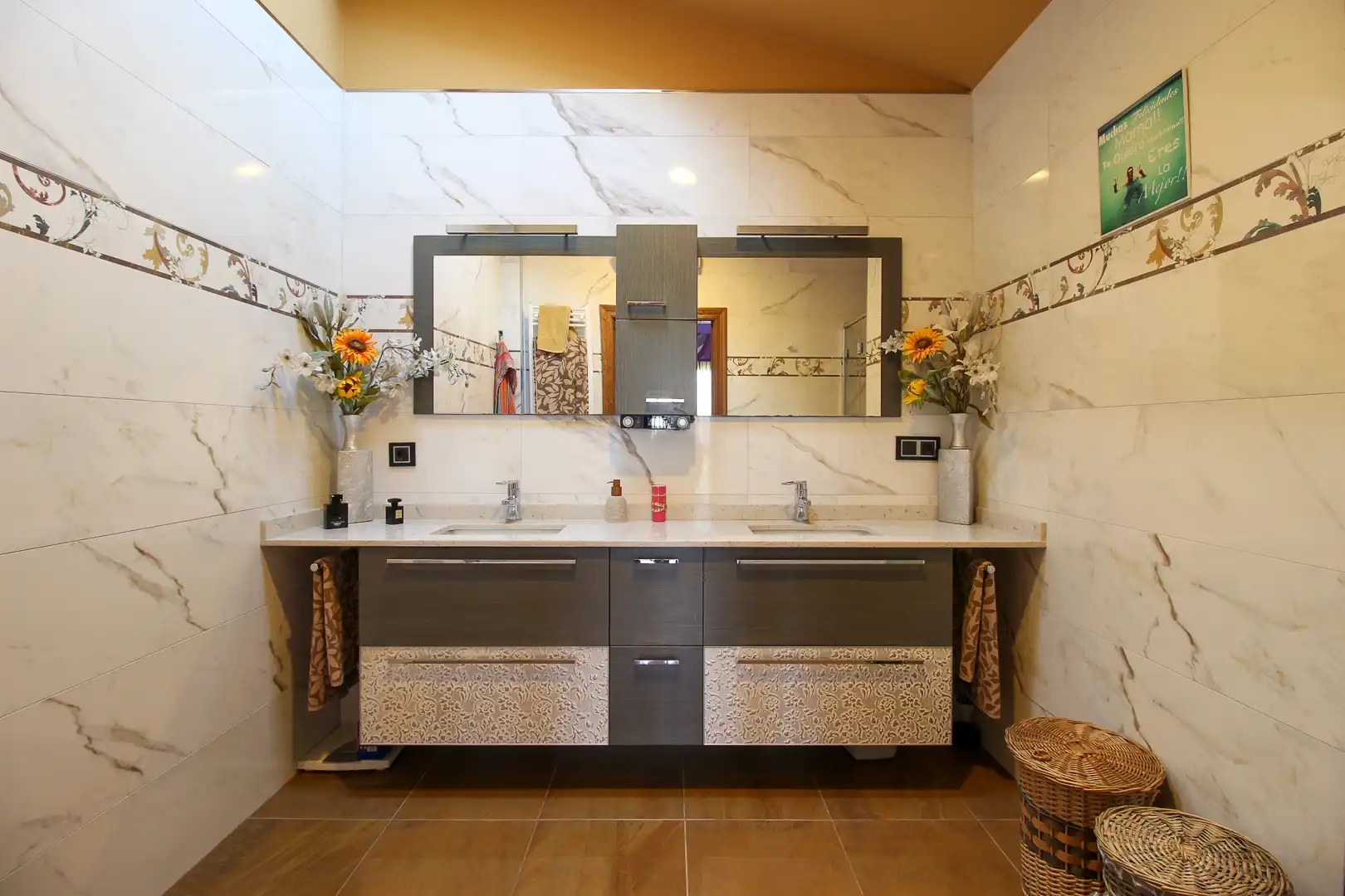 Baño de Casa o chalet en venta en Santa Cruz de Bezana con Calefacción, Jardín privado y Terraza