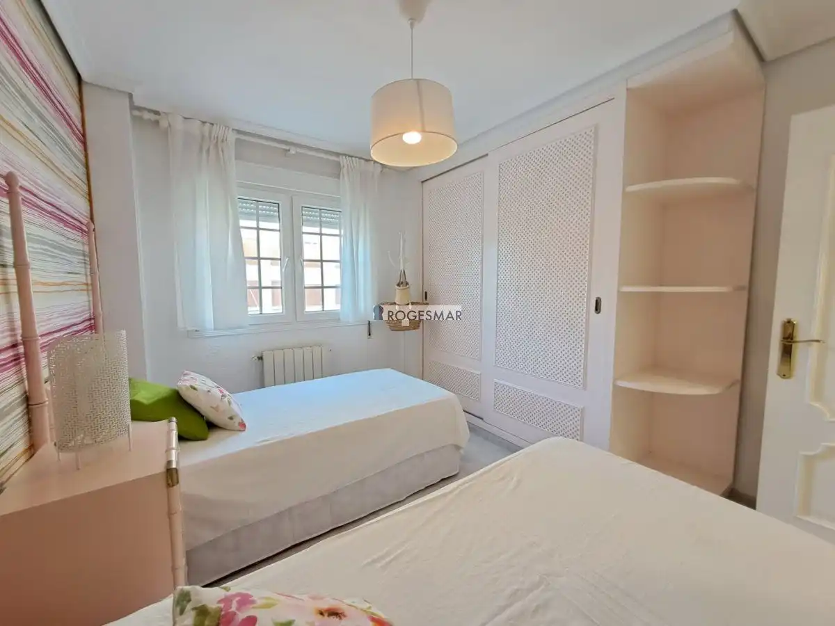 Schlafzimmer von Wohnungen zum Verkauf in Benicasim / Benicàssim mit Terrasse, Abstellraum und Gemeinschaftspool