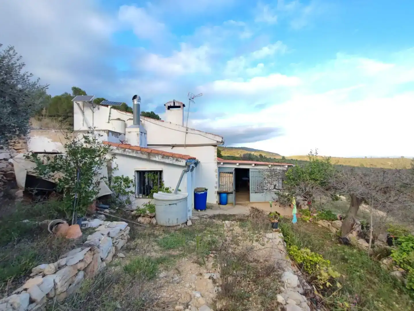 Vista exterior de Casa o xalet en venda en Sierra Engarcerán amb Balcó