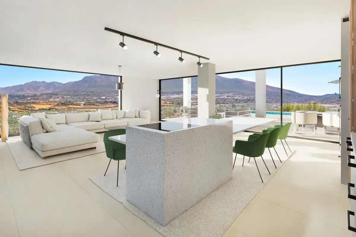 Chalet con piscina en venta en Villafranco del Guadalhorce, imagen 4