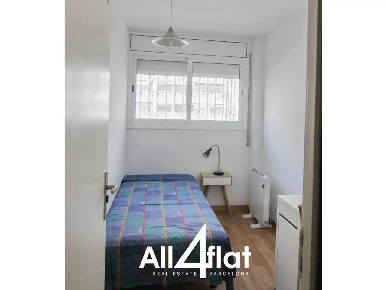 Schlafzimmer von Wohnung zur Miete in Barcelona mit Heizung, Parkett und Terrasse
