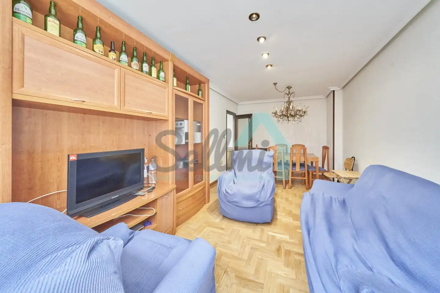 Flat for rent in Félix Aramburu, Auditorio - Seminario - Parque de Invierno