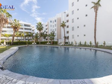 Appartamento con piscina in vendita a Playa de Granada