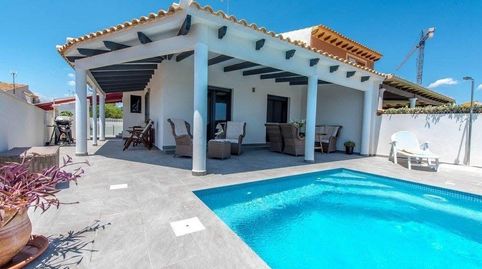 Foto 3 von Haus oder Chalet zum Verkauf in Calle Punta Prima, Punta Prima, Torrevieja