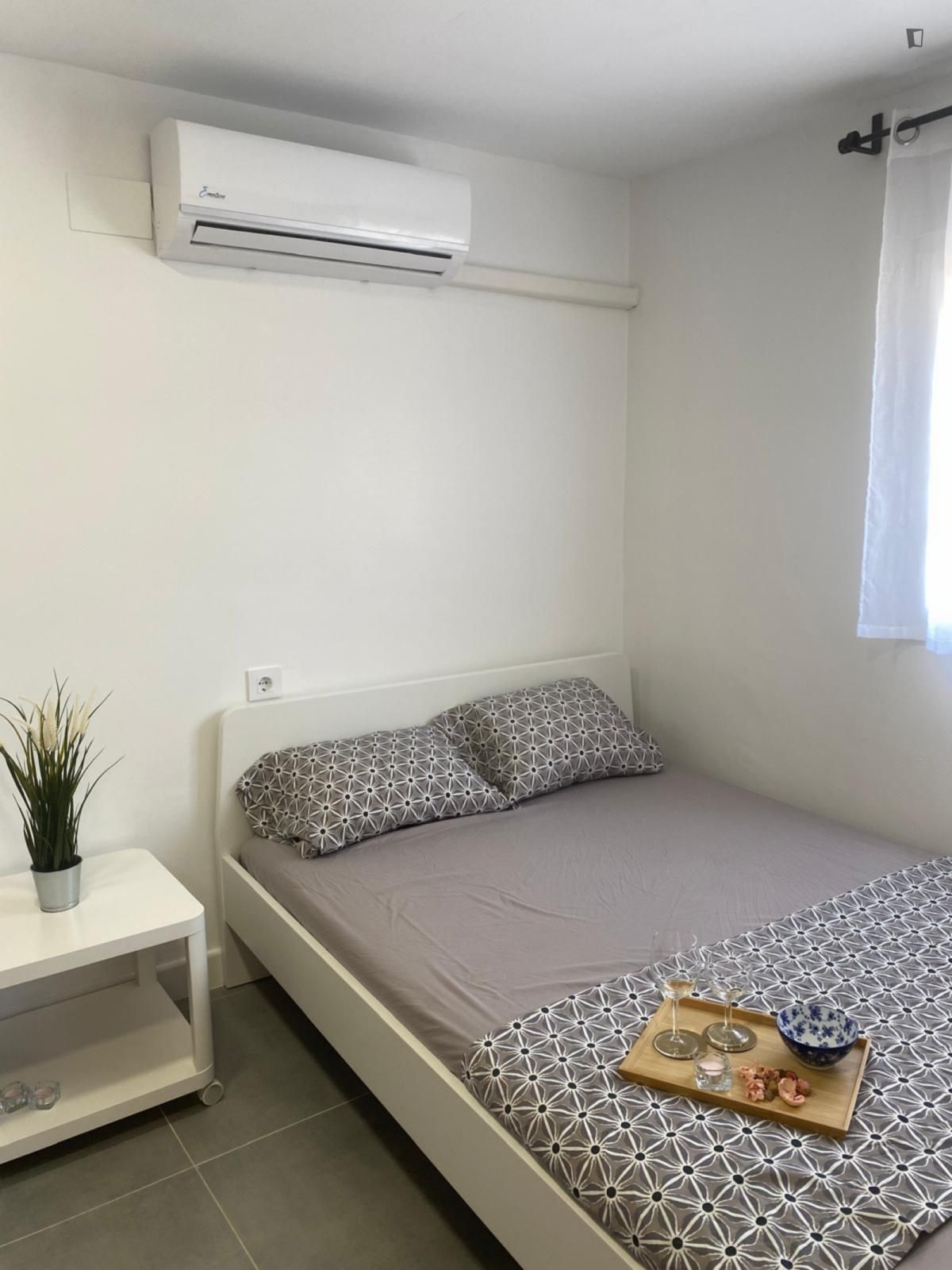 Study to rent in Plaza de Toros - Santa Rita