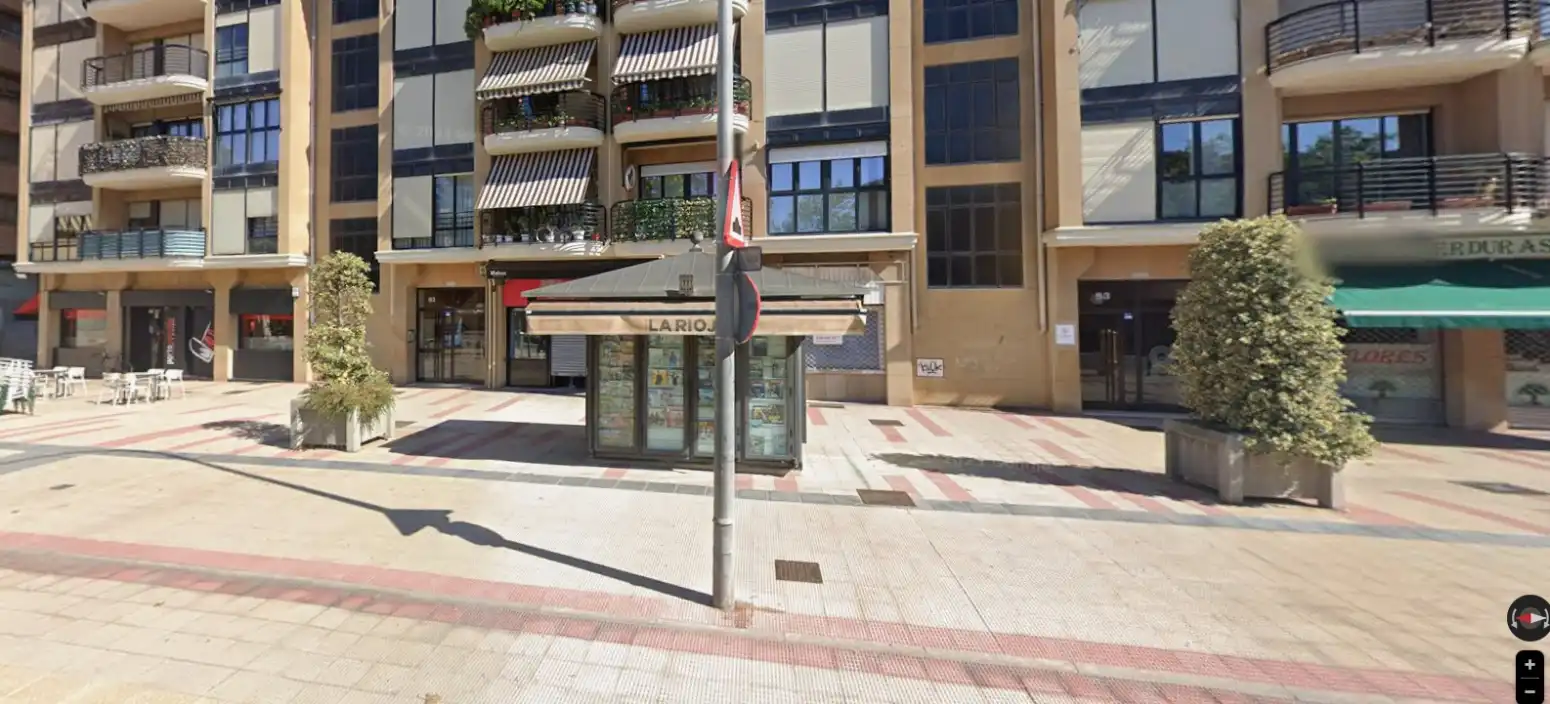 Außenansicht von Geschaftsraum zur Miete in  Logroño