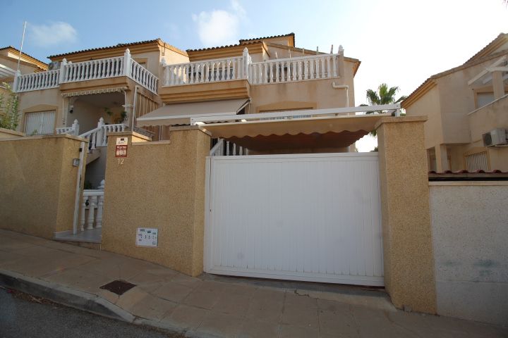 Casa o xalet en venda a N/A, Villamartín - Las Filipinas