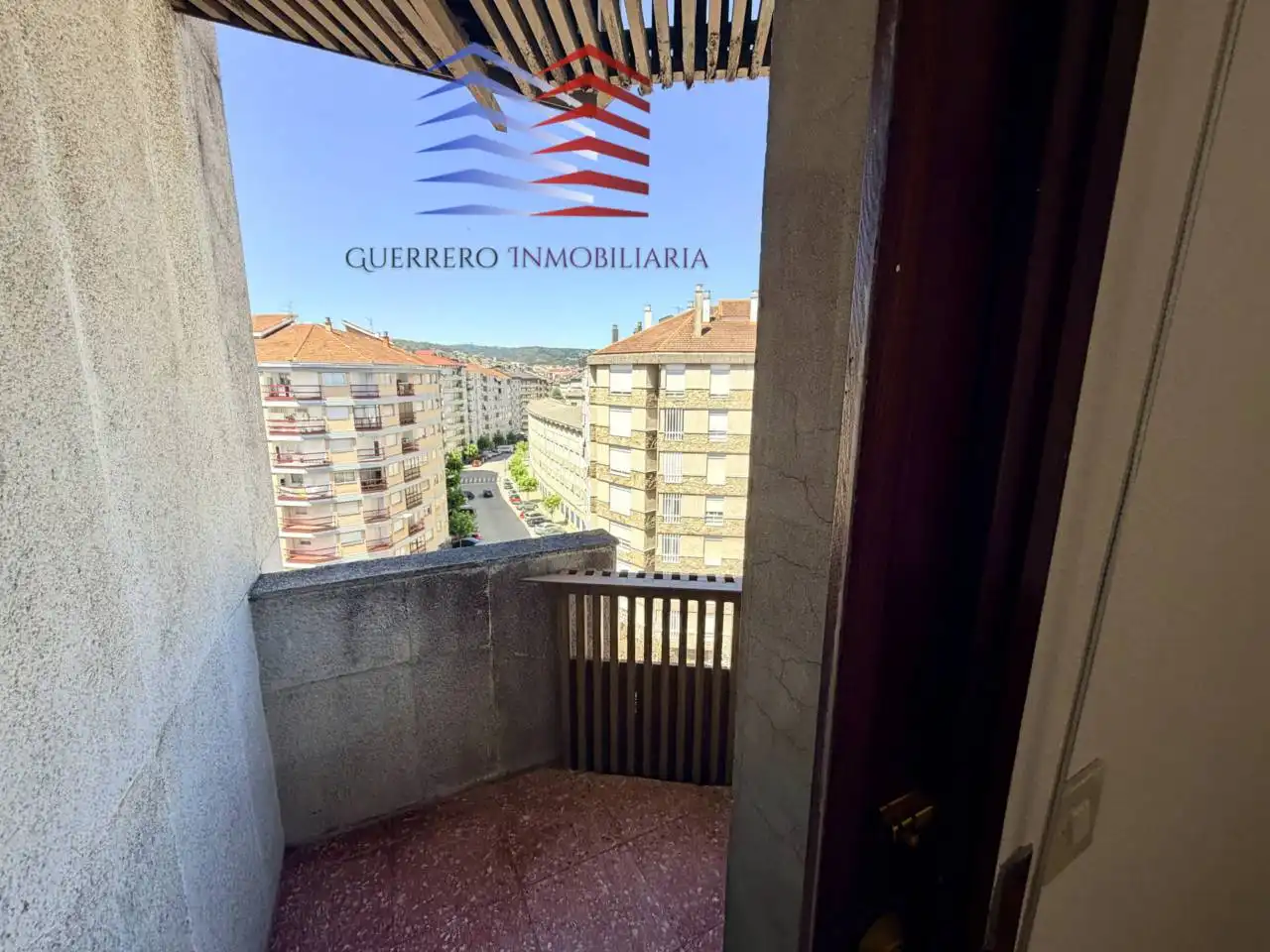 Vista exterior de Pis de lloguer en Ourense Capital  amb Calefacció, Parquet i Traster