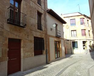 Exterior view of Flat for sale in Salamanca Capital  with Heating