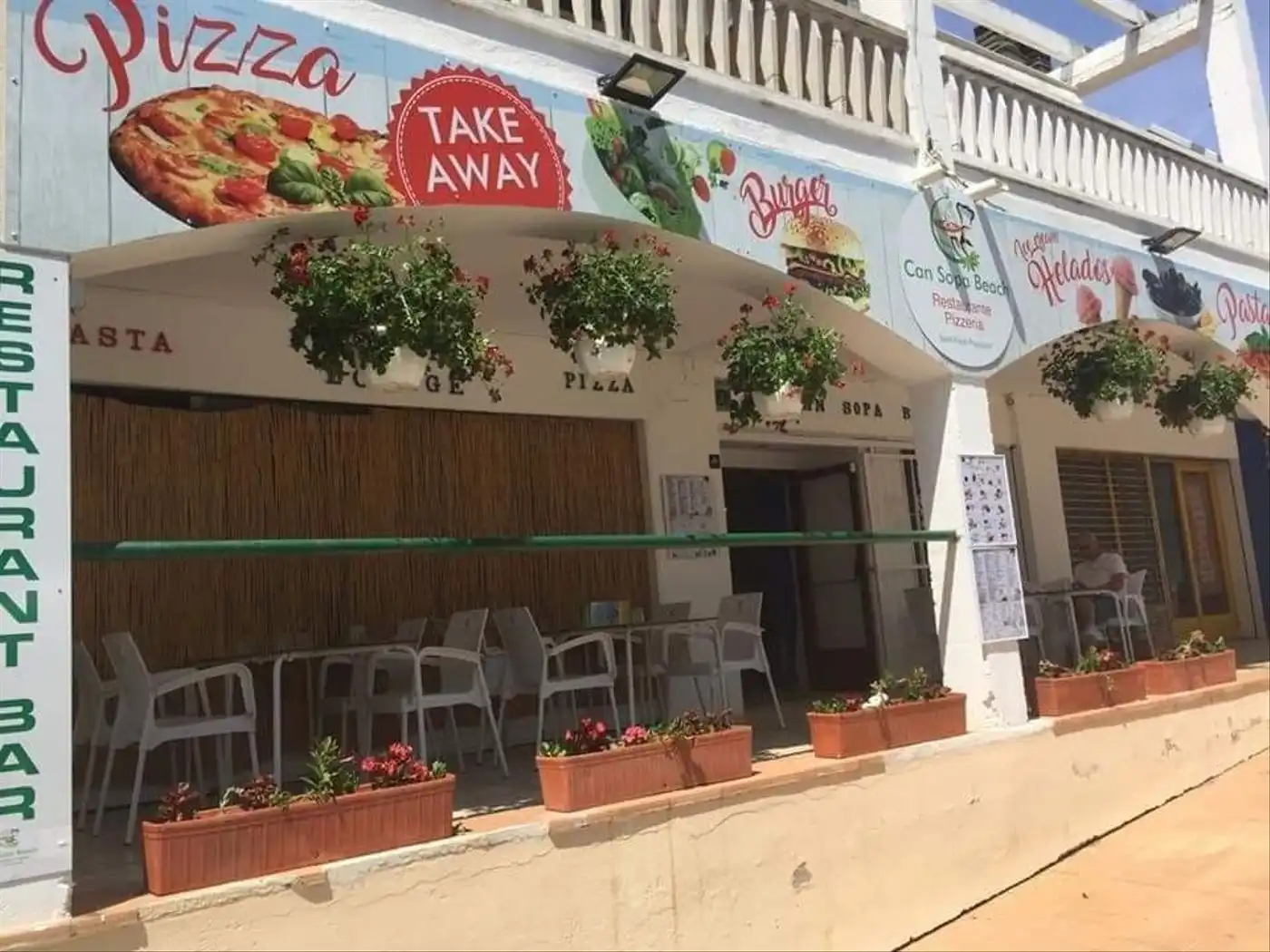 Local en venda en Sant Pere Pescador amb Aire condicionat, Calefacció i Terrassa