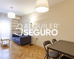 Living room of Flat to rent in  Madrid Capital  with Heating