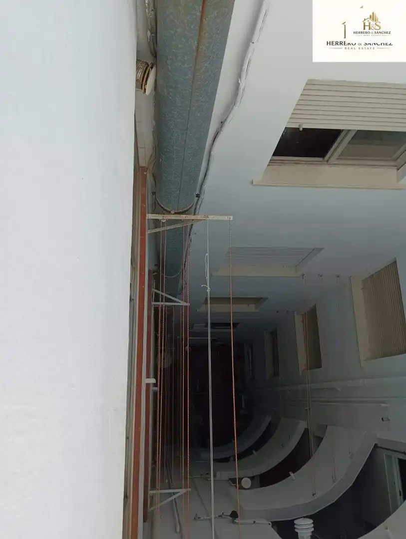 Local comercial en venta en Avenida CONDES DE SOTO AMENO, imagen 21