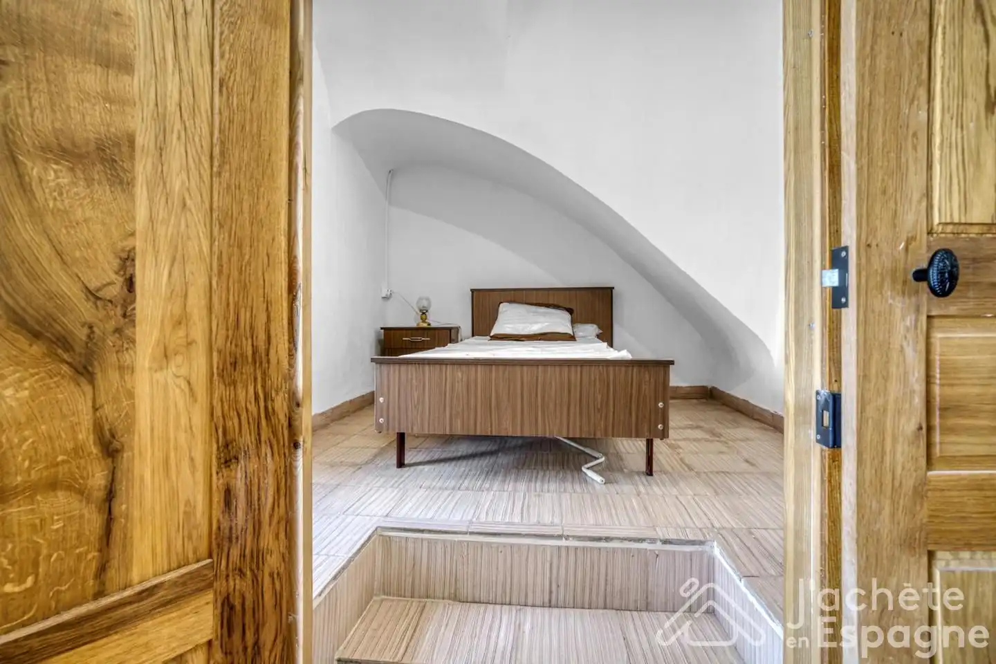 Dormitori de Casa o xalet en venda en Cortes de Pallás amb Aire condicionat, Parquet i Moblat