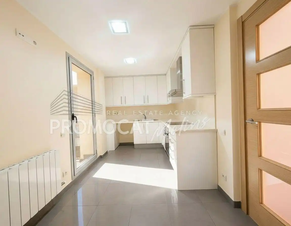 Cocina de Ático en venta en Molins de Rei con Aire acondicionado, Calefacción y Parquet