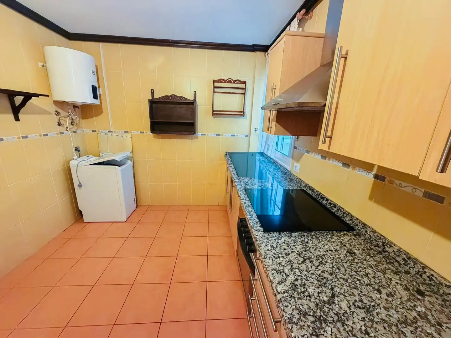 Appartamento con terrazza in vendita a Calle el Carmen, imagen 2