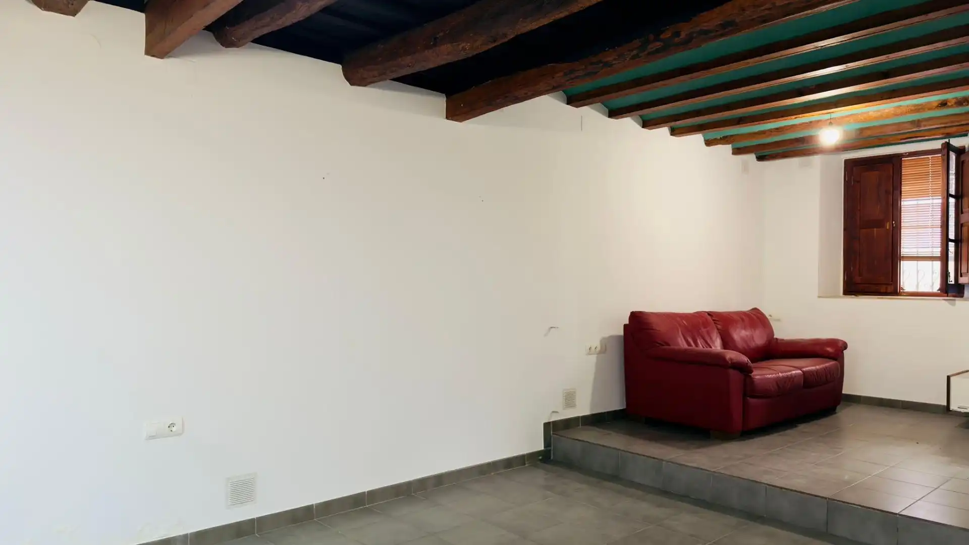 Piso en venta en Vilanova i la Geltrú con Terraza, Amueblado y Balcón