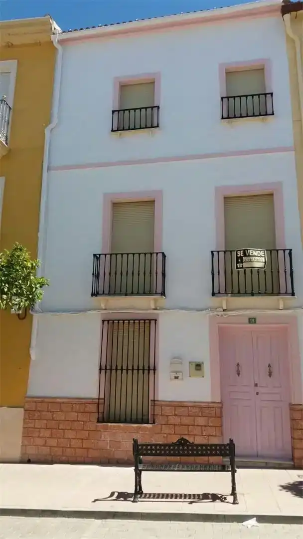Exterior view of Detached homes for sale in Lucena  with Balcony