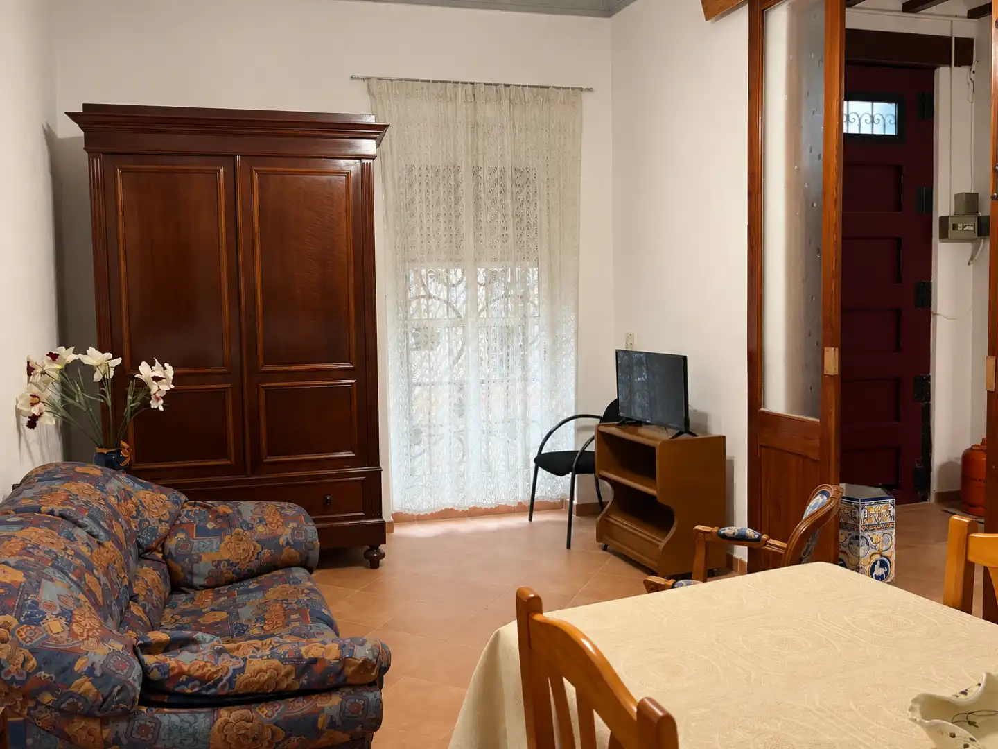 Living room of Houses for sale in Burjassot  with Terrace and Storage room