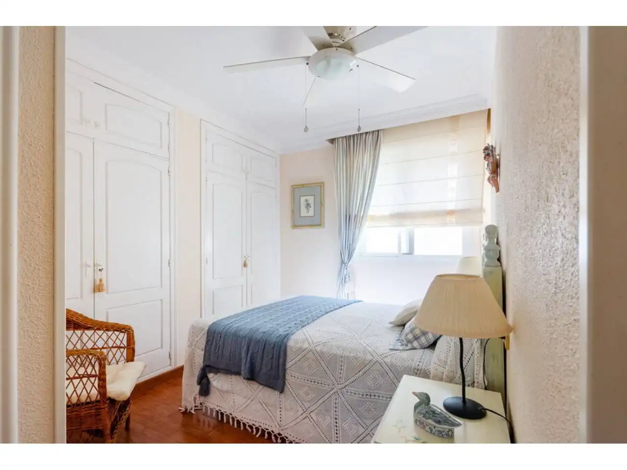 Habitación de Apartamento en venta en Almuñécar con Aire acondicionado y Piscina comunitaria