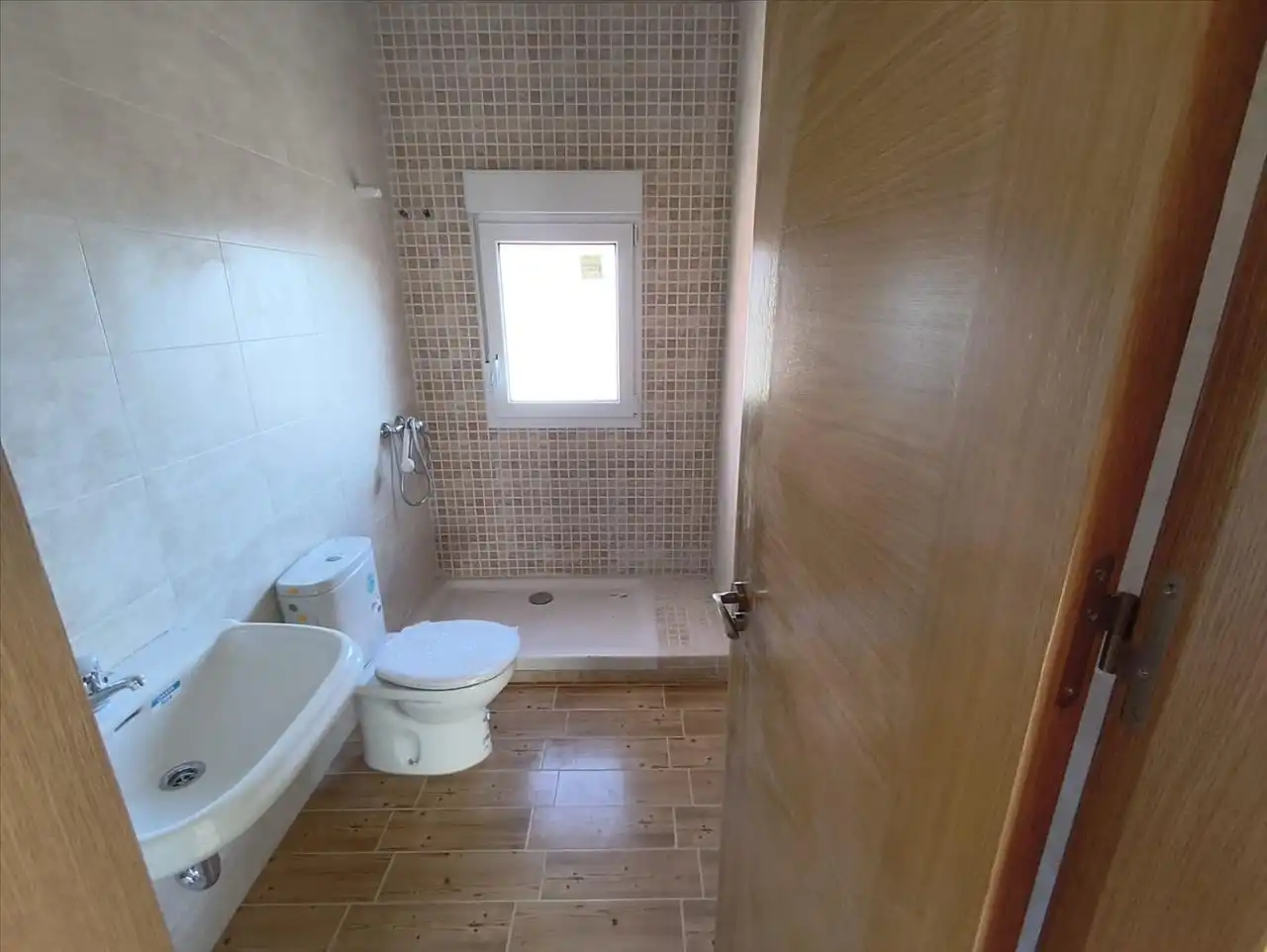 Bathroom of Houses for sale in Sanchidrián