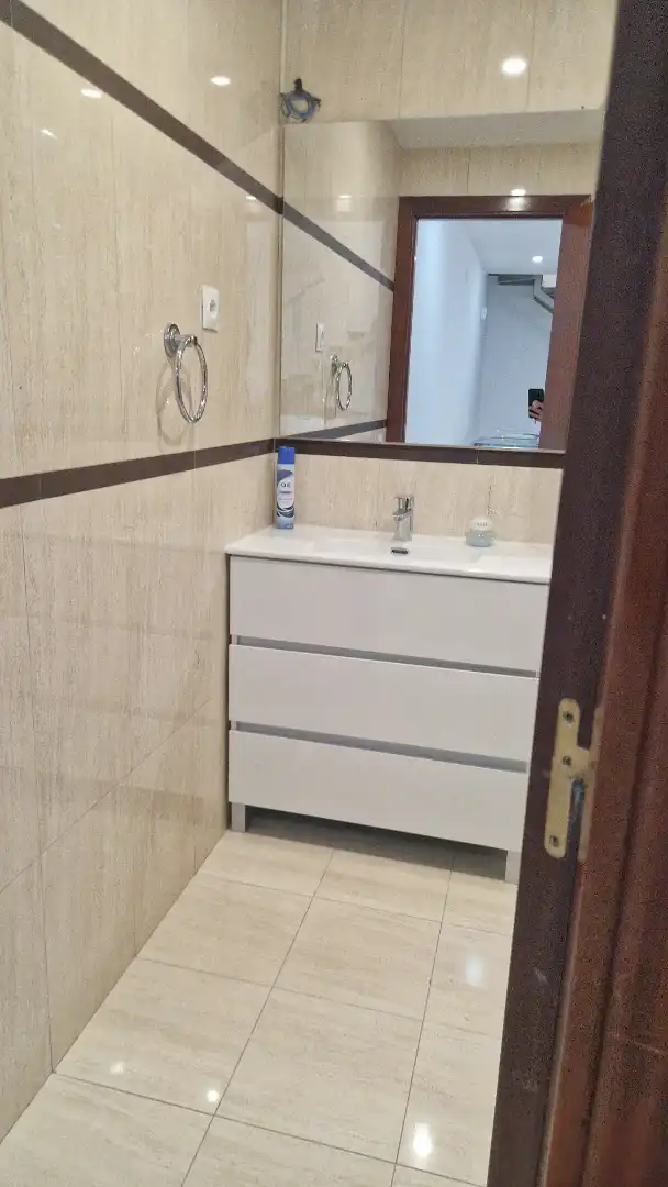 Bany de Apartament en venda en Castelldefels amb Aire condicionat i Alarma