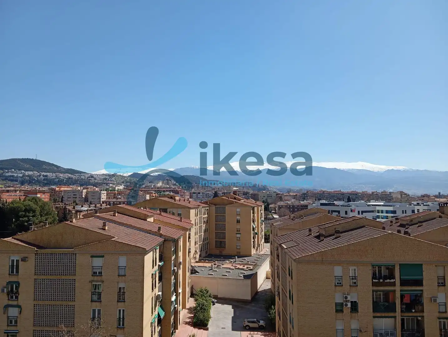 Piso en venta en Angustias - Chana - Encina
