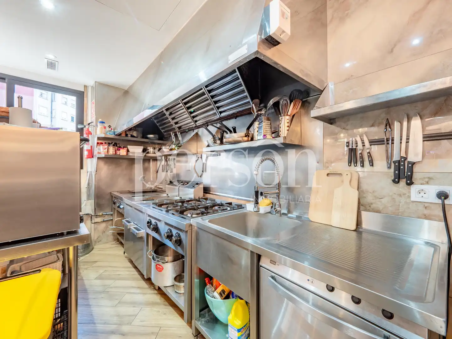 Business premises for transfer in L'Eixample, imagen 15