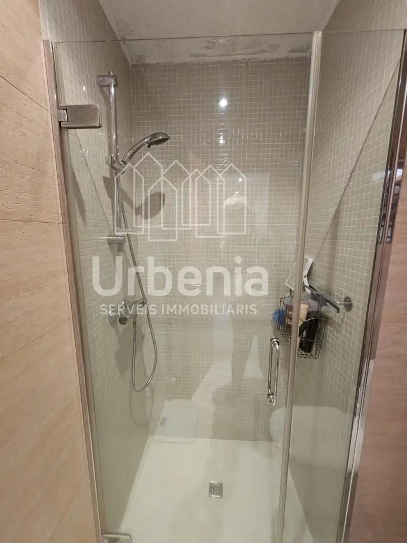 Baño de Dúplex en venta en Sant Celoni con Aire acondicionado, Calefacción y Terraza