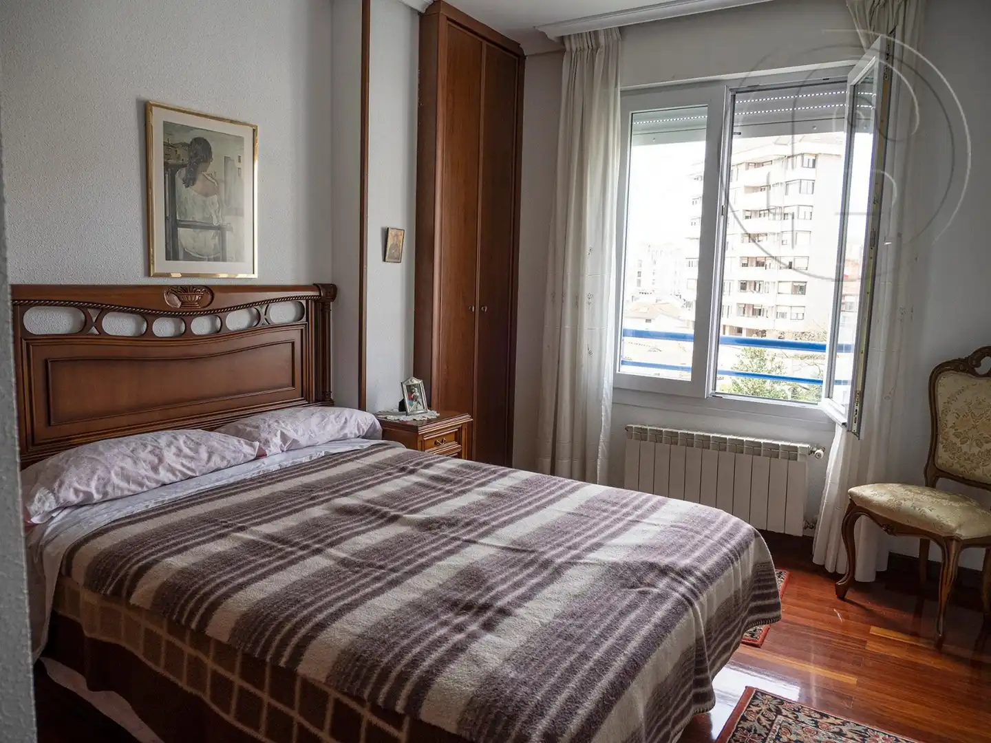 Dormitori de Pis de lloguer en Santander amb Calefacció, Parquet i Moblat