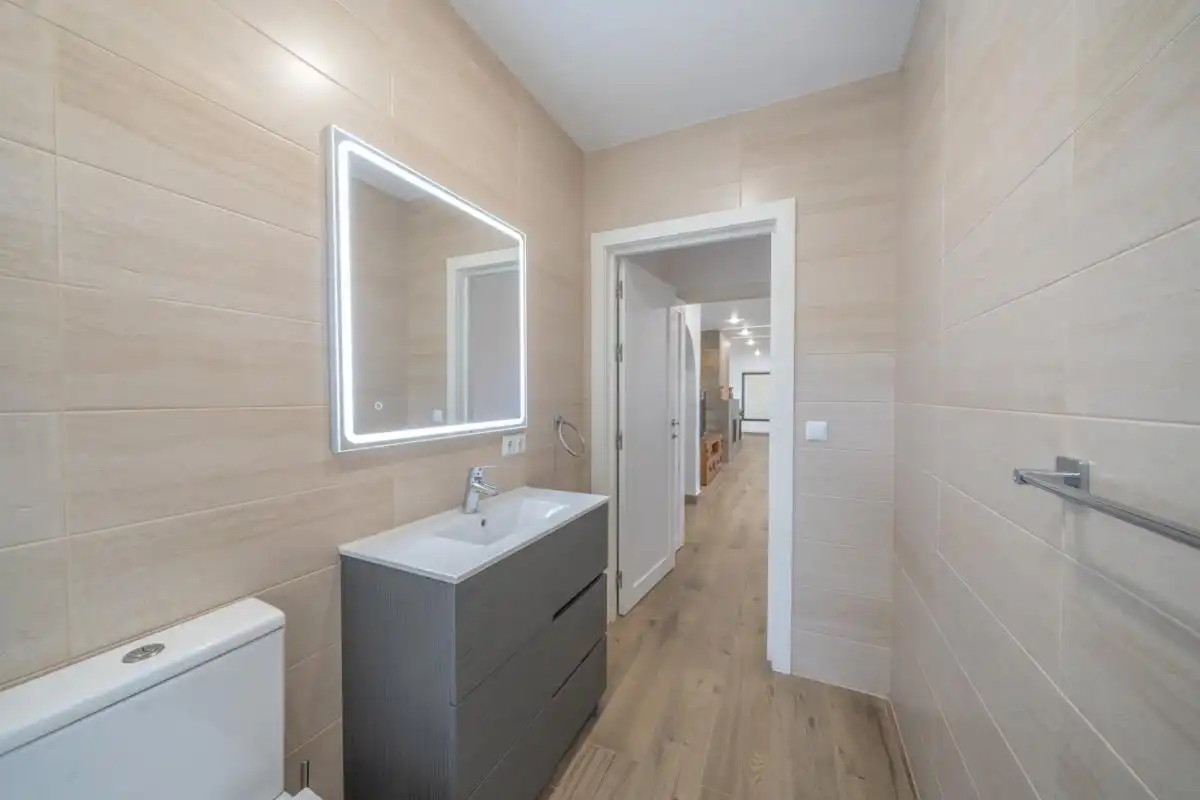 Baño de Casa o chalet en venta en San Miguel de Salinas con Aire acondicionado, Calefacción y Jardín privado
