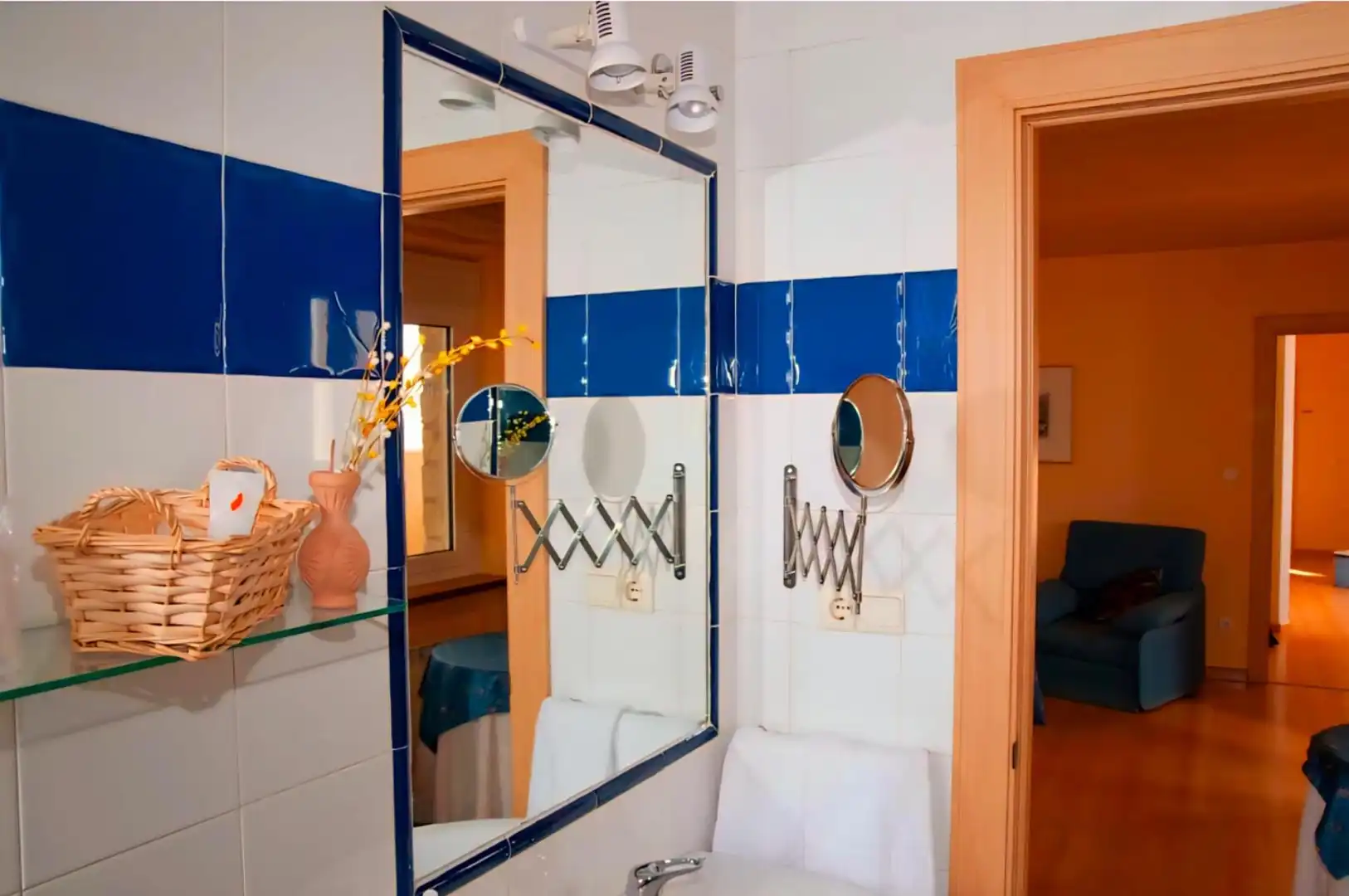 Bathroom of Buildings for sale in Ayerbe