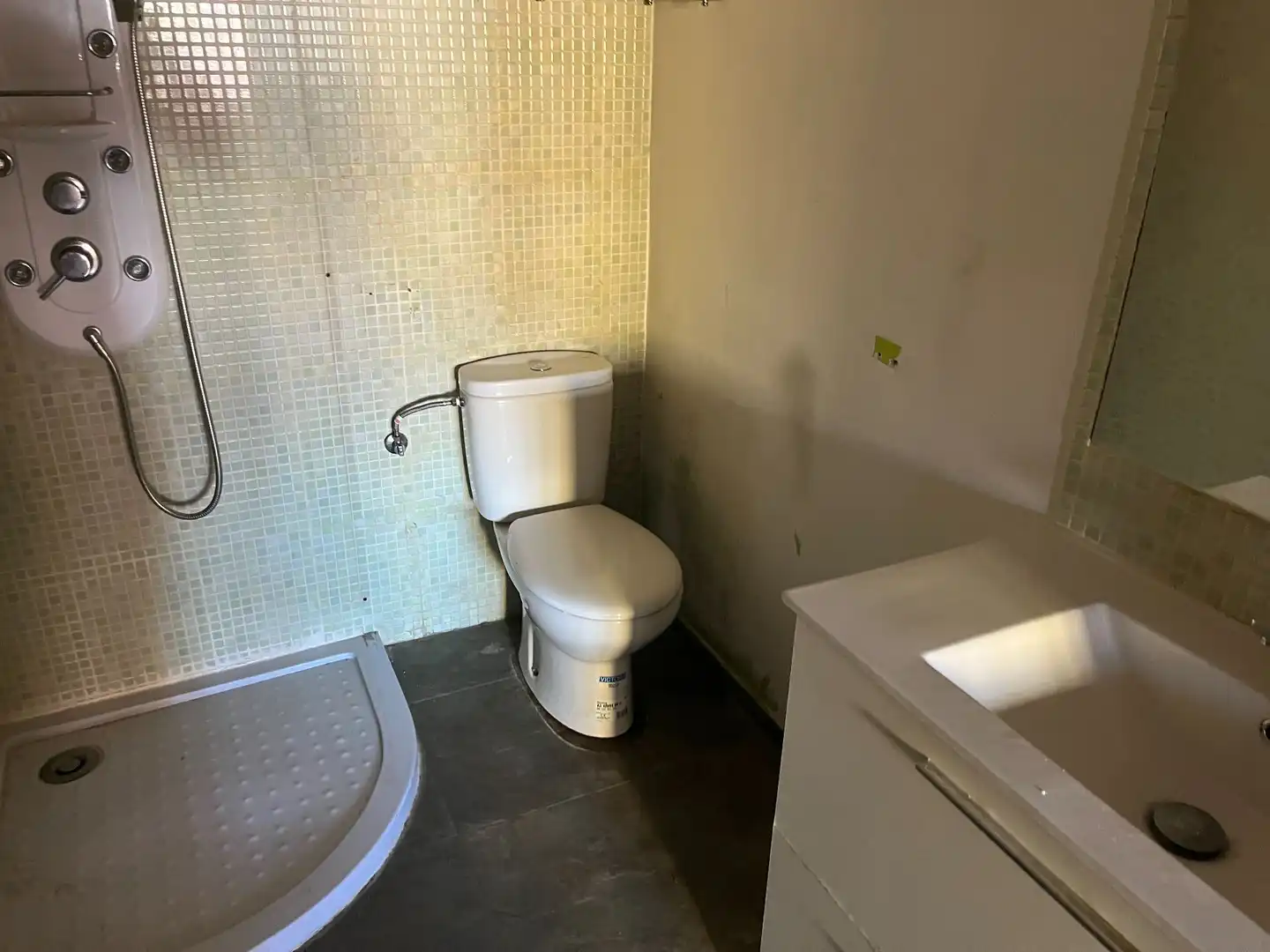 Baño de Piso en venta en Las Navas del Marqués  con Calefacción y Trastero
