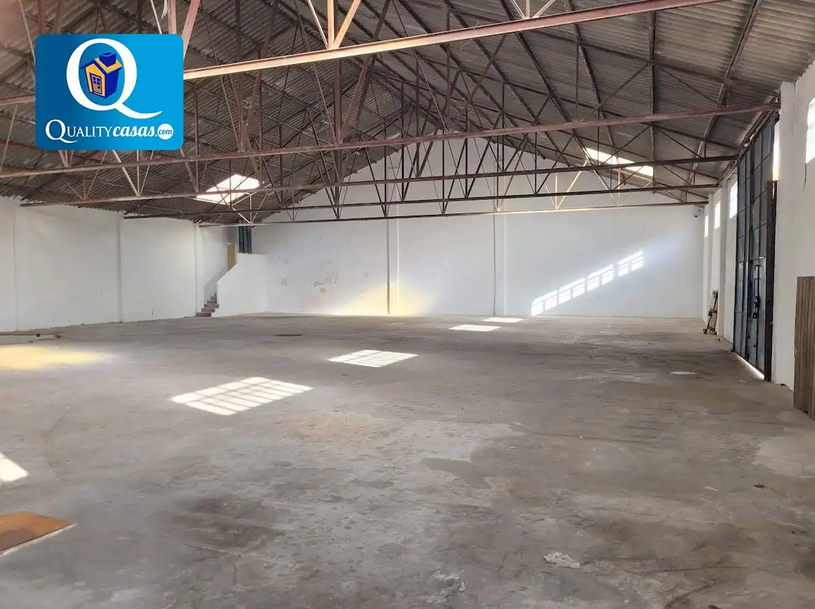 Nave industrial en venta en Florida - Ciudad de Asís