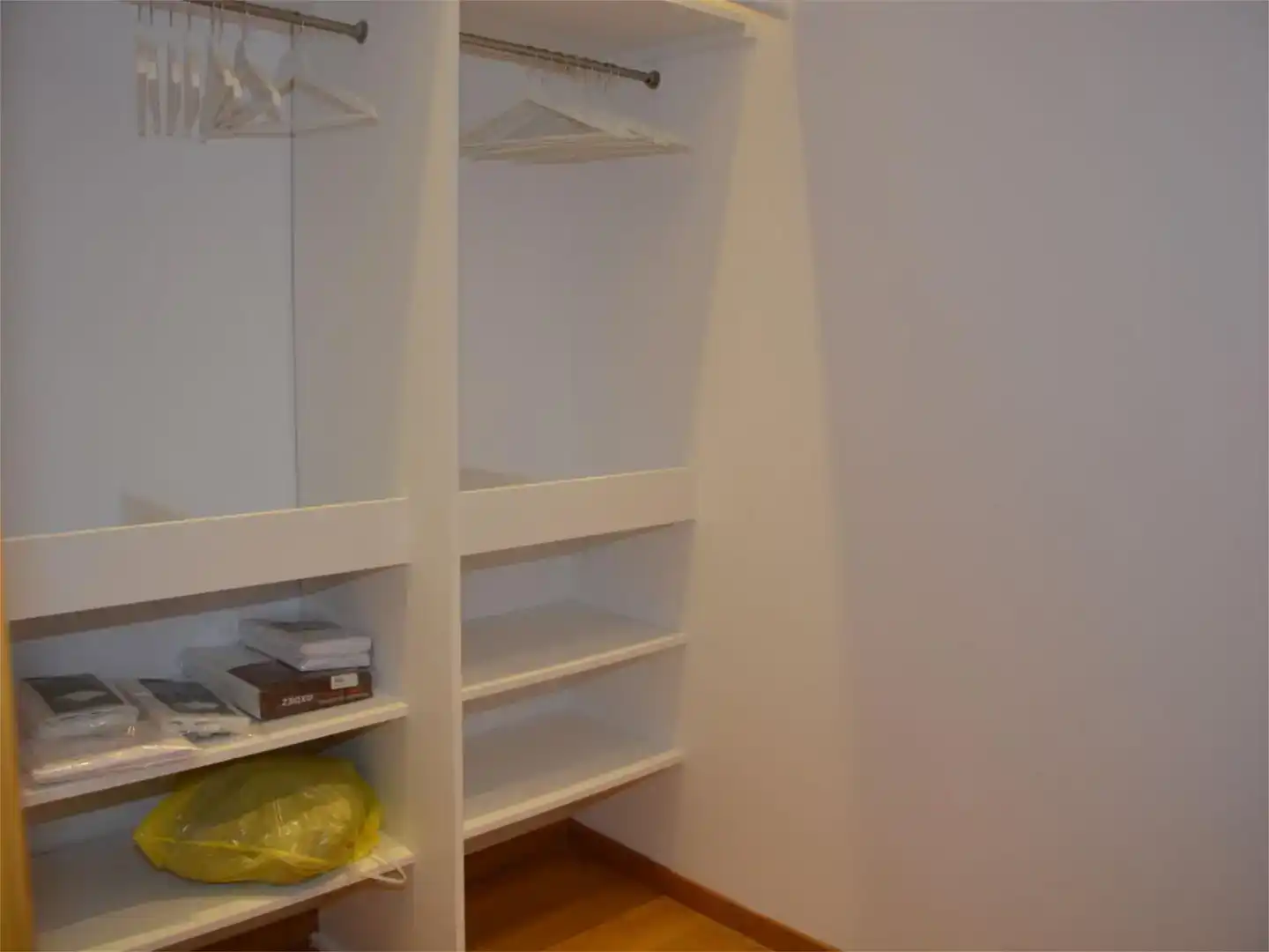 Schlafzimmer von Wohnung zur Miete in Sitges mit Klimaanlage, Schwimmbad und Balkon