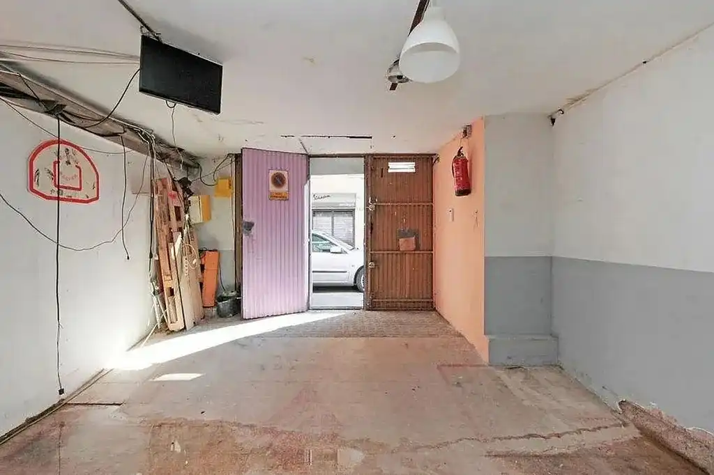 Local comercial en venta en Carrer de Llorens i Barba 45, imagen 4