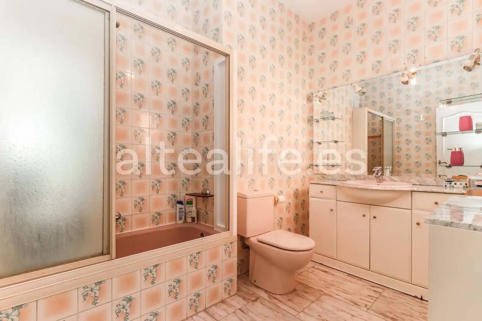 Bathroom of Houses for sale in L'Alfàs del Pi  with Air Conditioner, Heating and Private garden