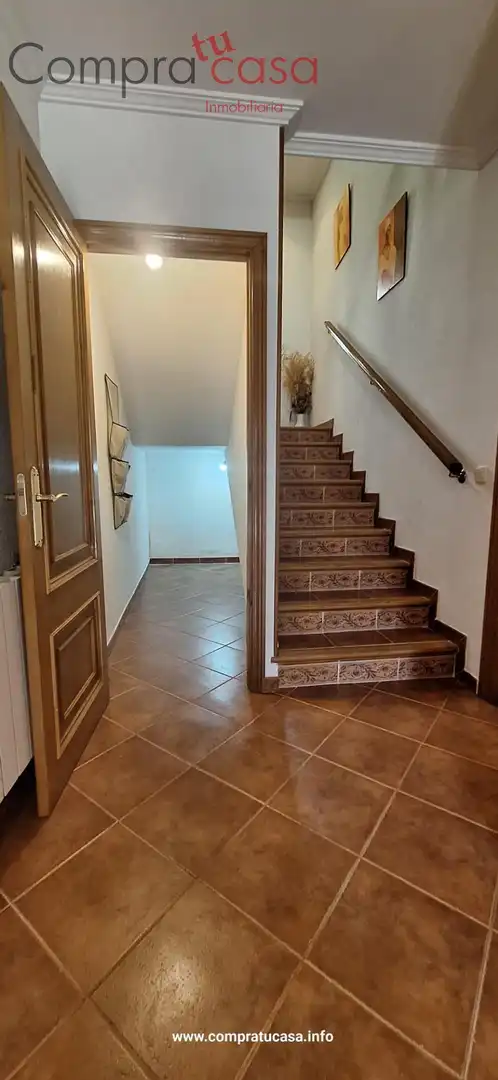 Casa o xalet en venda en Segovia amb Calefacció, Traster i Moblat
