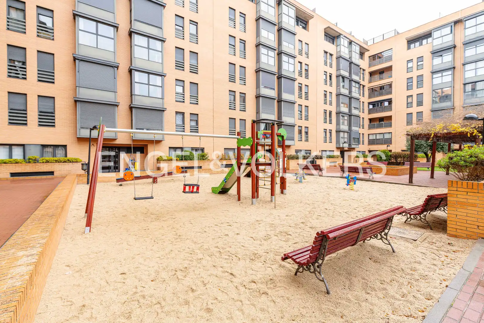Vista exterior de Piso en venta en Madrid con Aire acondicionado, Calefacción y Trastero
