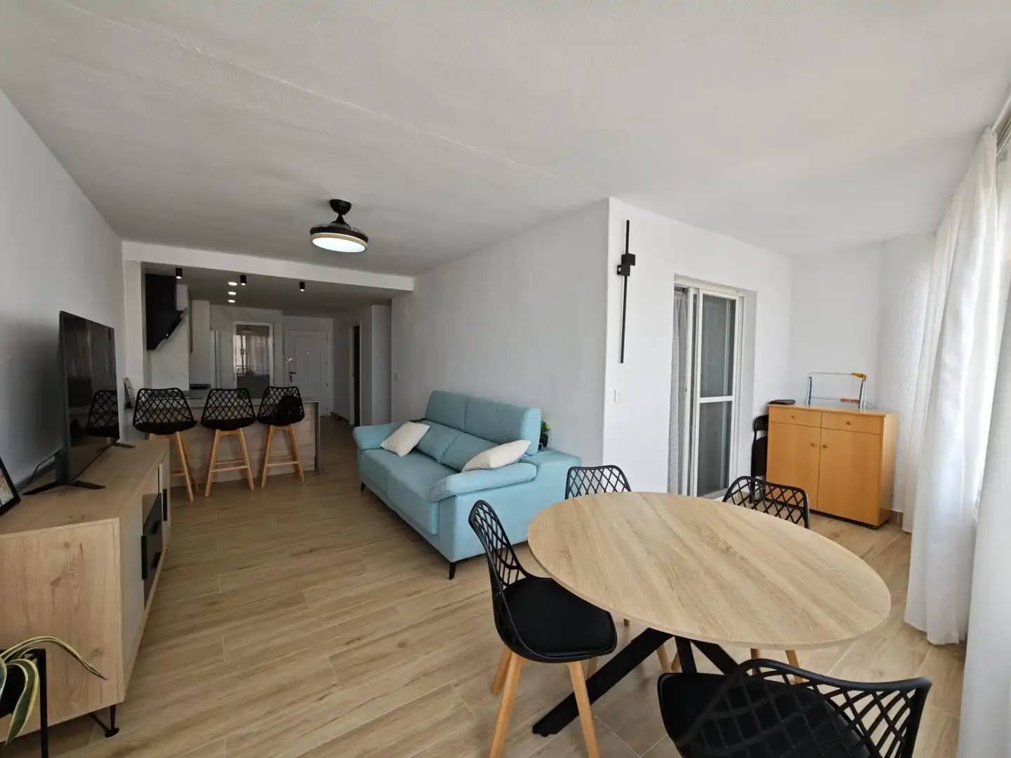 Wohnung mit Pool zur Miete in Los Arenales del Sol