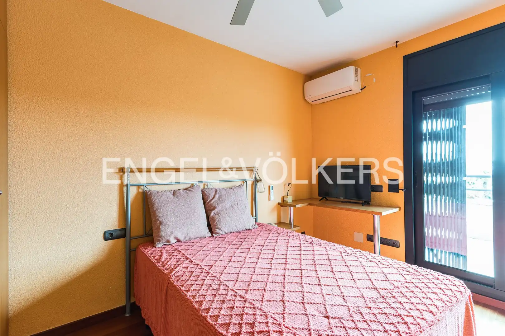 Bedroom of Houses for sale in Calafell  with Air Conditioner, Heating and Private garden