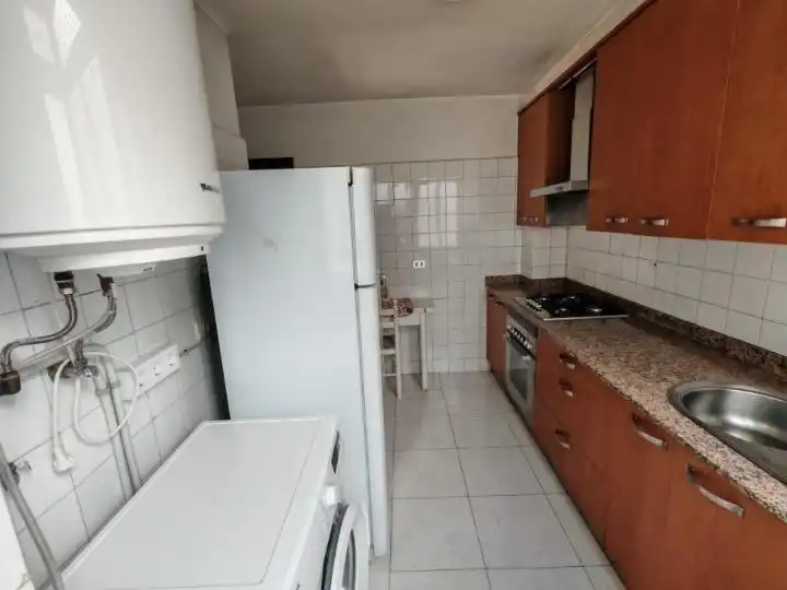 Flat with lift for sale in Calle Calle Conde de Torrecedeira, imagen 8