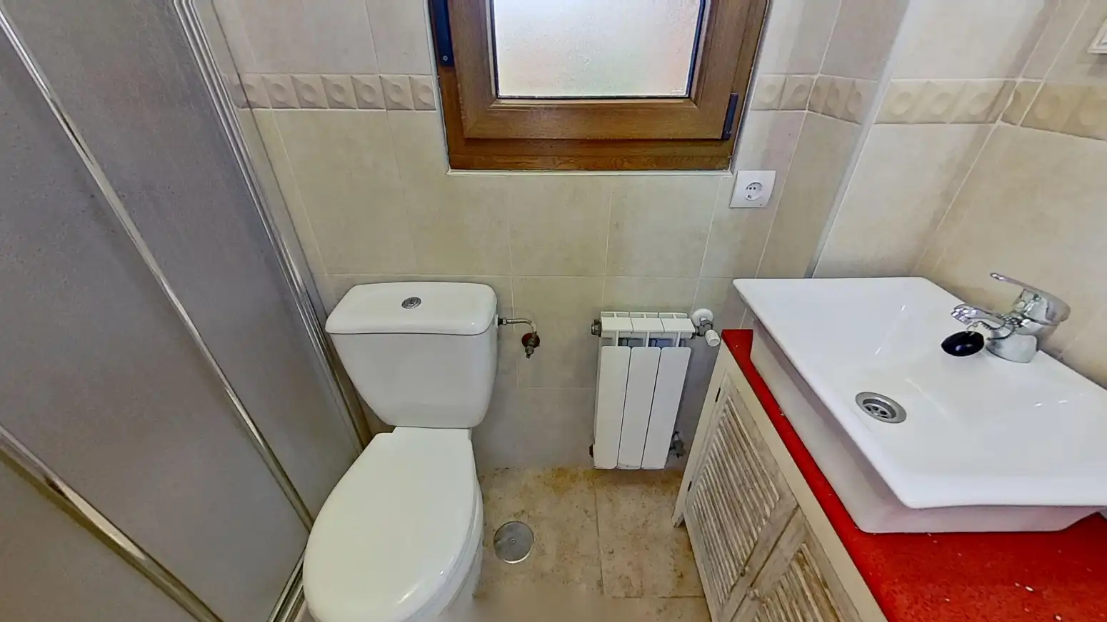 Baño de Casa o chalet en venta en Santillana del Mar con Calefacción, Jardín privado y Parquet
