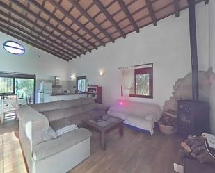 Sala d'estar de Casa o xalet en venda en Vejer de la Frontera amb Calefacció, Jardí privat i Terrassa